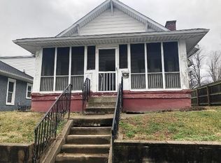 708 3rd St, Henderson, KY 42420