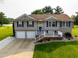 10 Senior Dr, Greenwich, OH 44837