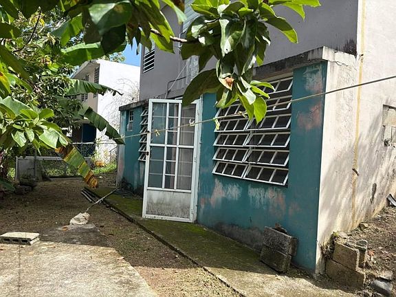 4th image of Urb Colinas De Villa Rosa Calle D #B-29