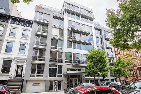 Rented by Bond New York | media 21