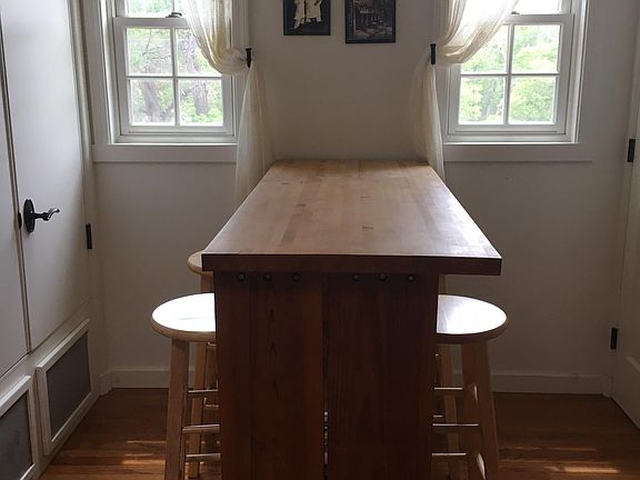 5th image of 817 E Alameda St #6