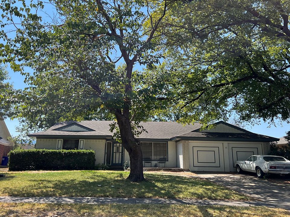 1st image of 2918 Maydelle Ln