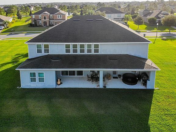 5th image of 3152 Amalfi Dr