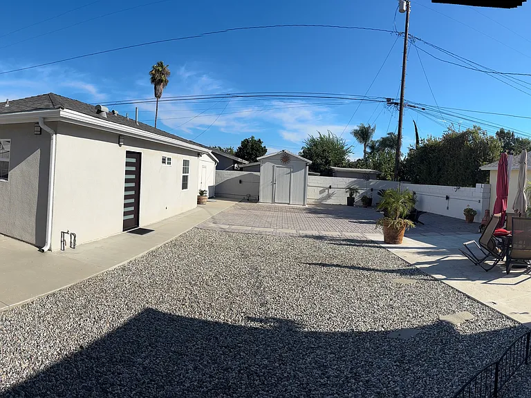1730 Glenpark St — Photo 1