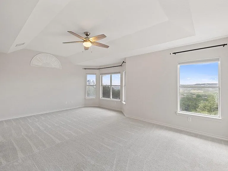 17133 Majestic Ridge Rd — Photo 19