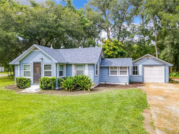 342 W Main St, Lake Helen, FL 32744