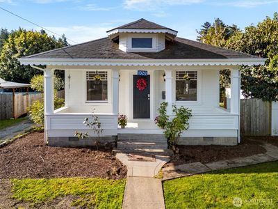 1020 E Fairhaven Avenue, Burlington, WA, 98233