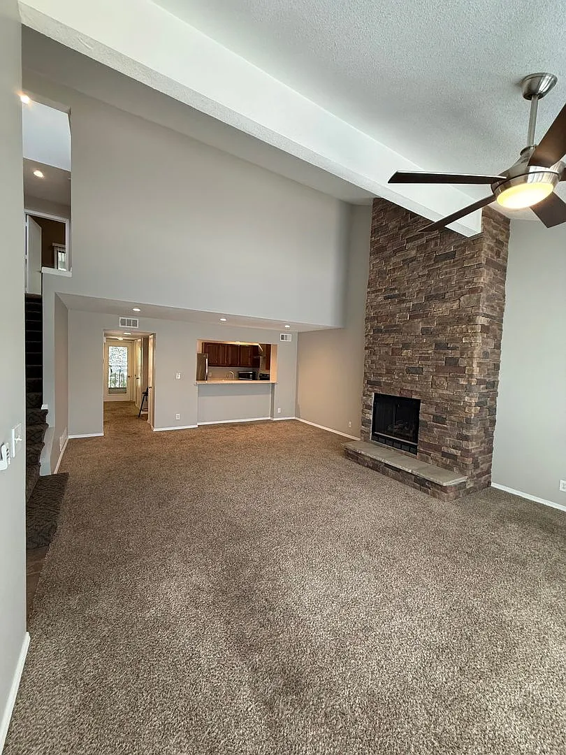 8861 W 106th Terr — Photo 3