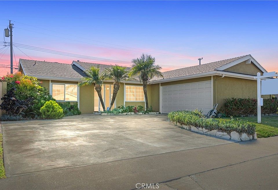1st image of 6842 Acacia Ave