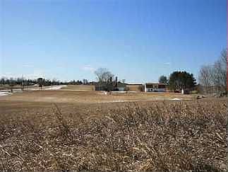2nd image of 2252 14th Rd