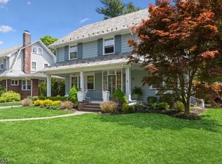 15 Mitchell Pl, Glen Ridge, NJ 07028