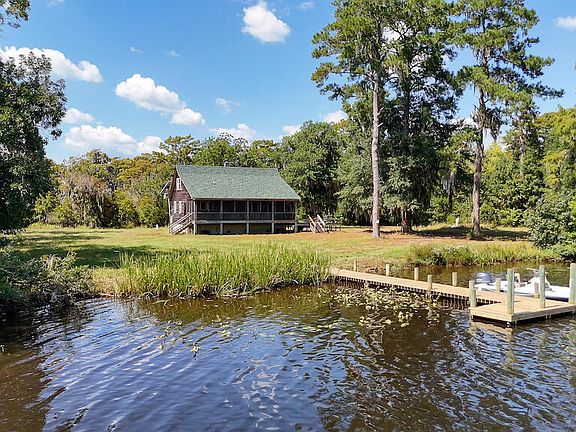 15th image of this home