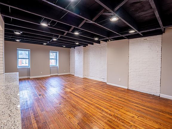 5th image of 1024 Allen Ave APT 3E
