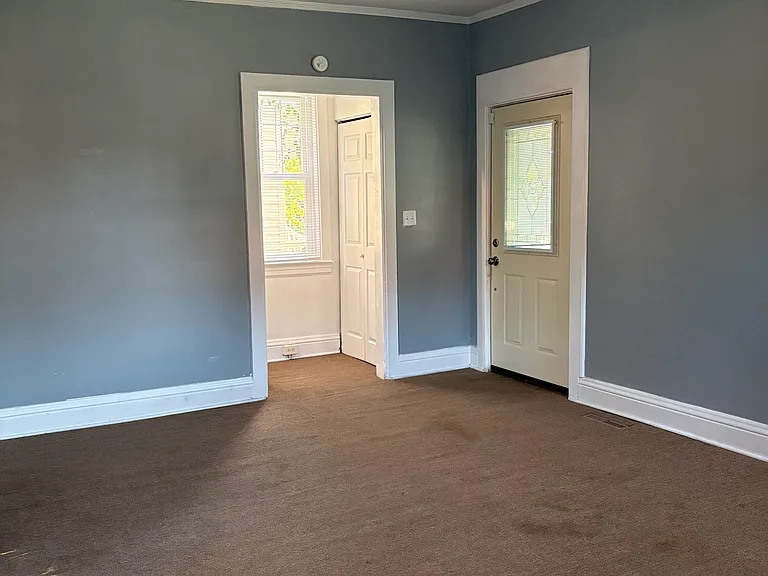 1608 Liberty St — Photo 6