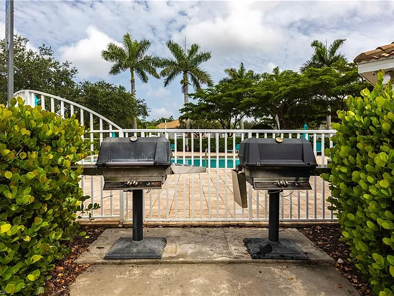15616 Marcello Cir — Photo 41