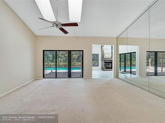 3rd image of 6031 NW 60th Ct
