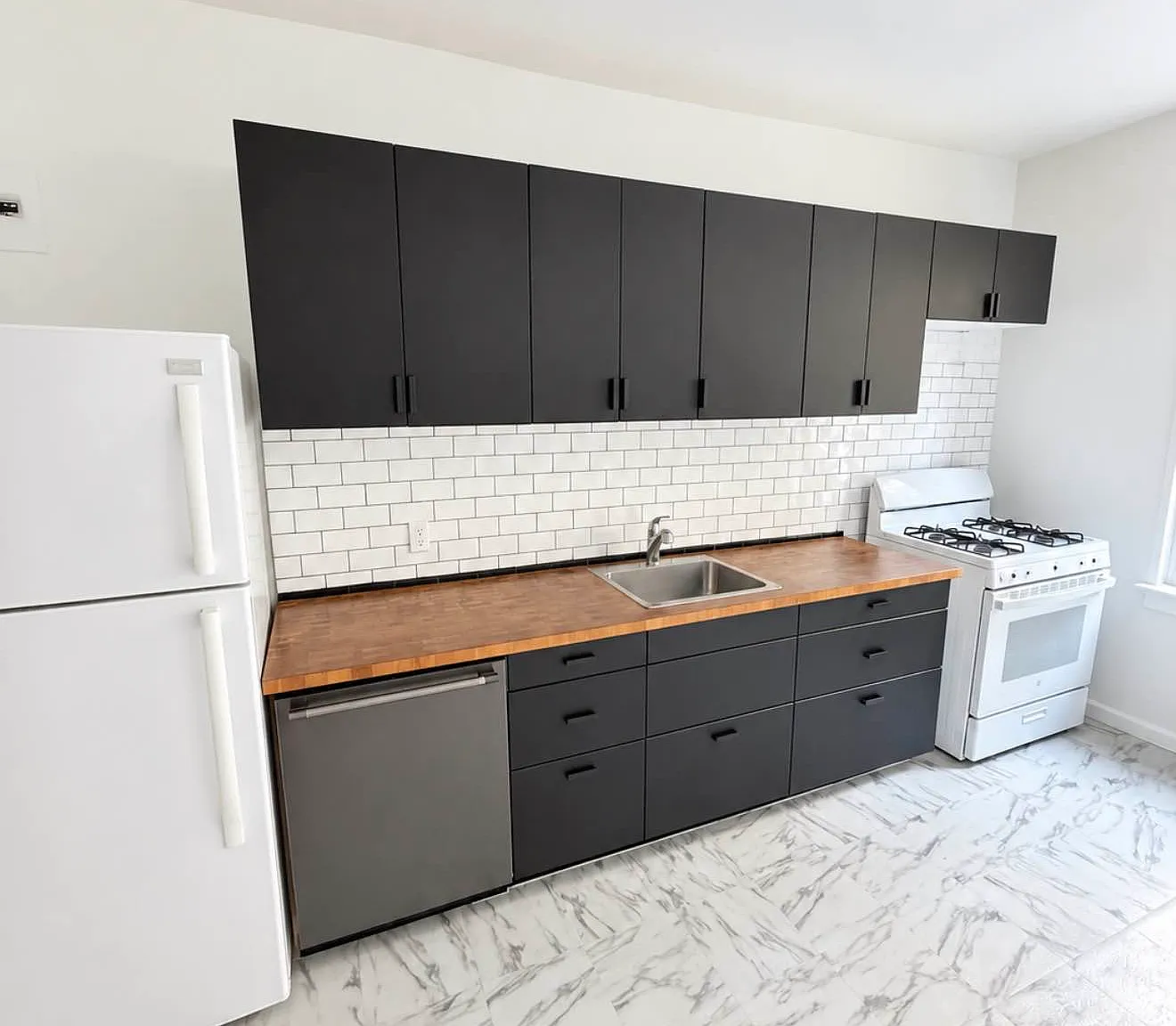 9 Seaman Avenue — Photo 3