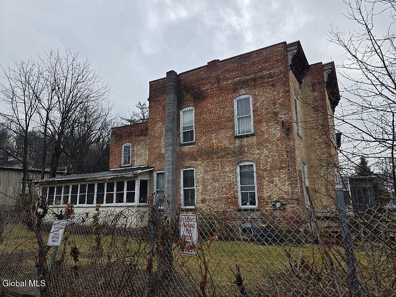 3rd image of 69 S Main Street