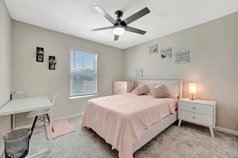 2914 Rambler Ivy Loop