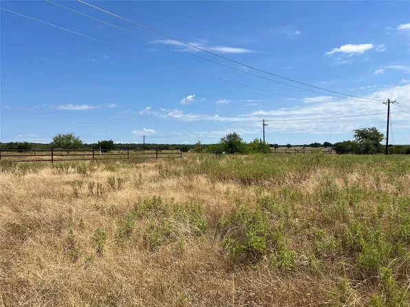 2071 N Fm 52, Weatherford, TX 76088
