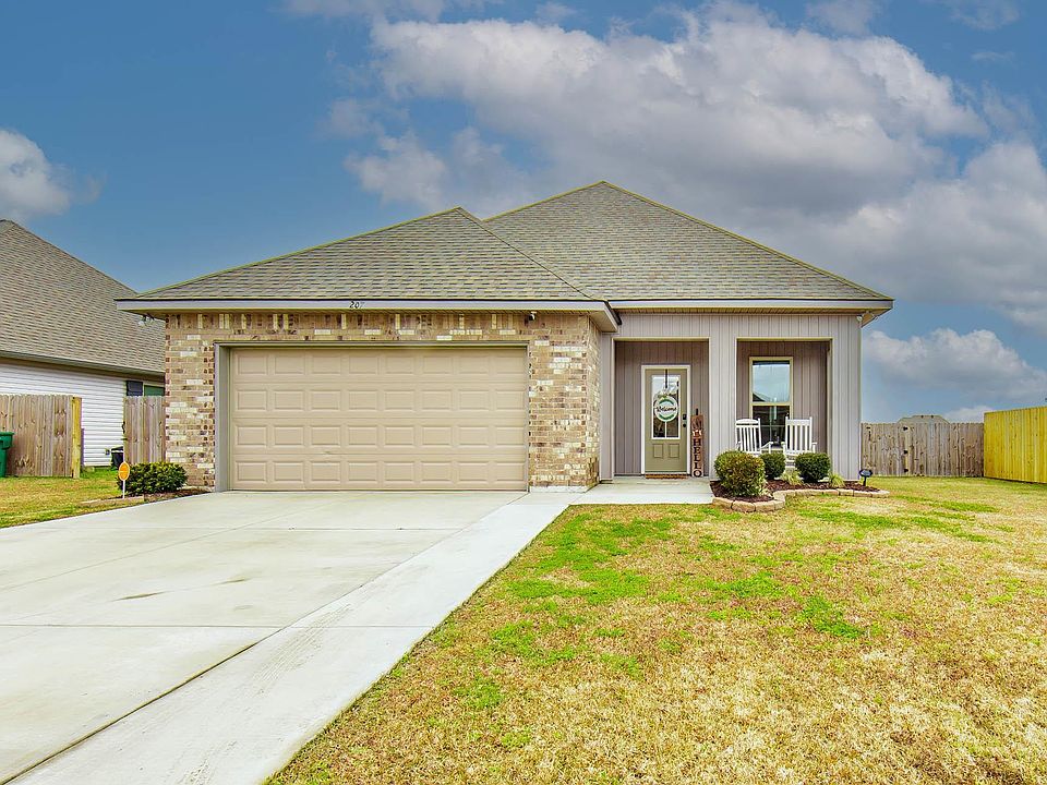 1st image of 207 Shadow Pointe Rd