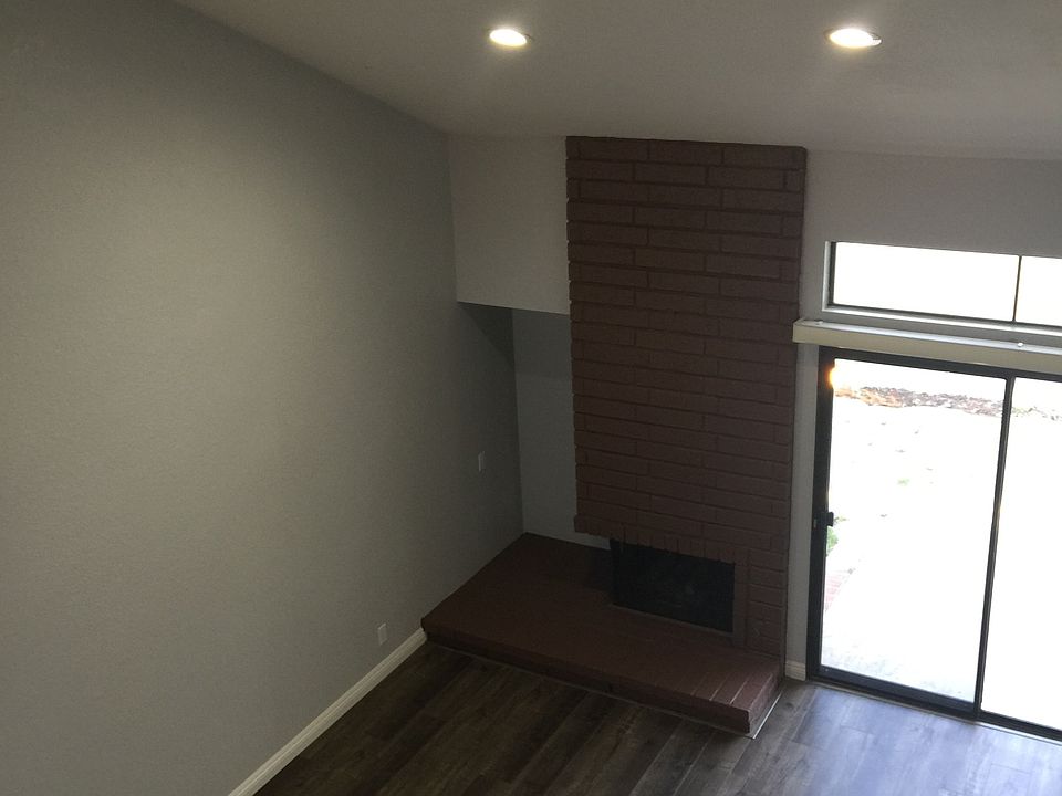 2nd image of 23020 Paseo De Terrado Unit 2