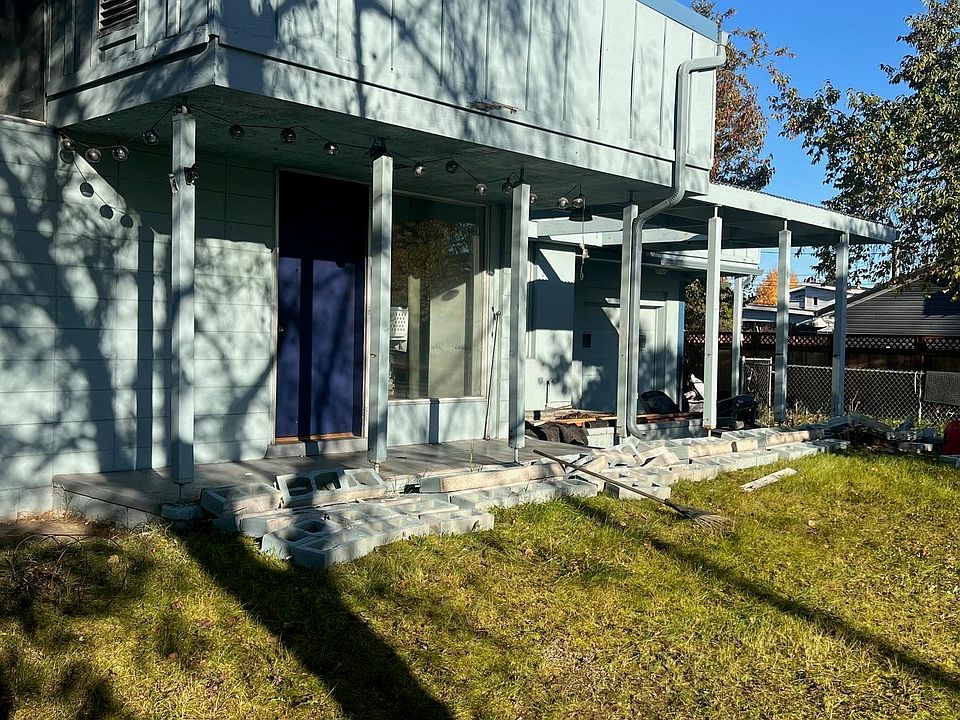 1st image of 1030 Pedro St
