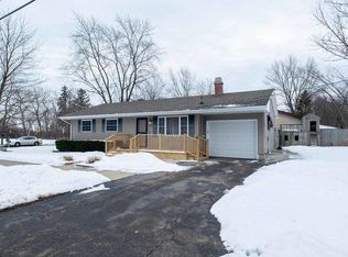 2700 Lowery Ct, Zion, IL 60099