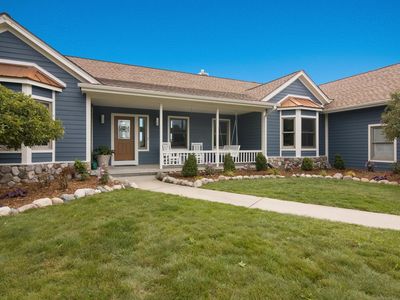 5166 Arrowhead Cir, Williamsburg, MI, 49690