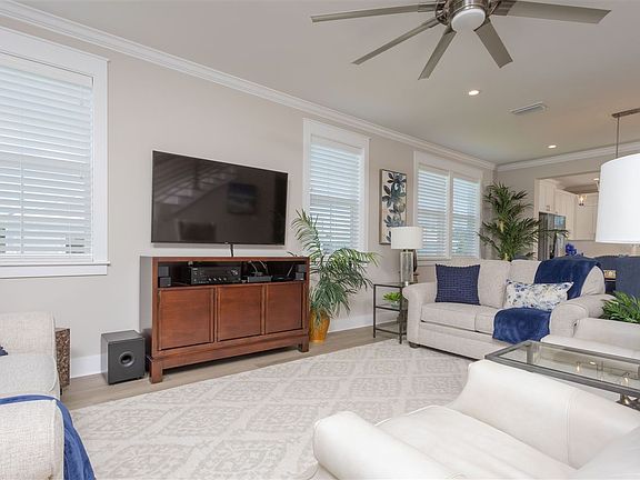 5th image of 151 Oceanview Dr
