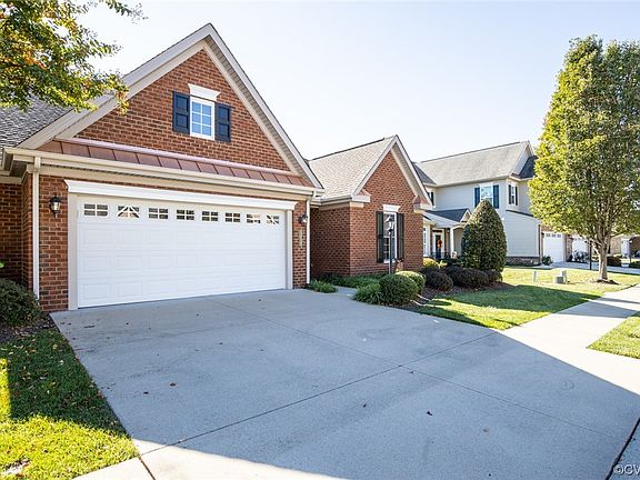 2nd image of 5039 Lewisetta Dr