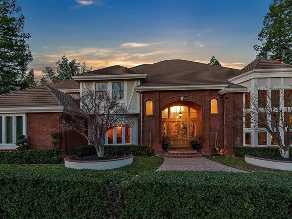 209 S Ridge Ct, Danville, CA 94506