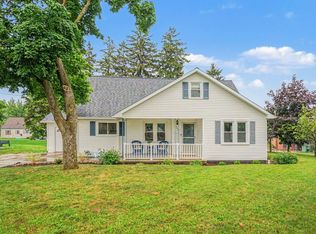 365 S 1st St, Freeland, MI 48623