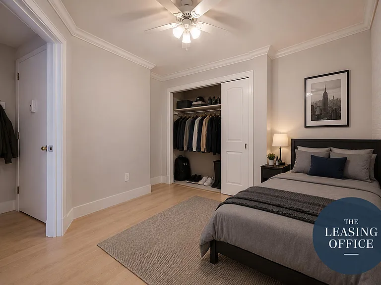 450 W 46th St #4FW — Photo 4