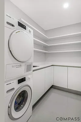 Sold by Compass | media 21