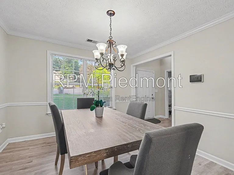 550 Claudel Ct SW — Photo 12
