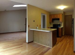 6224 Magda Dr UNIT C, Osseo, MN 55369