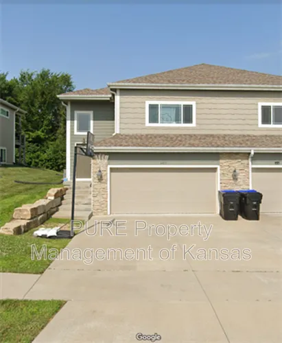 4415 SE Gemstone Ln Photo 1