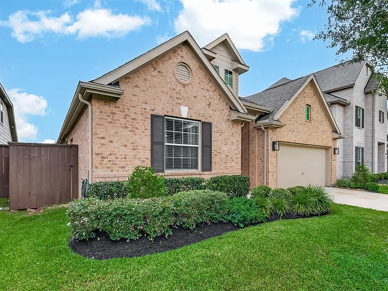 24015 Purple Clover Ln — Photo 2