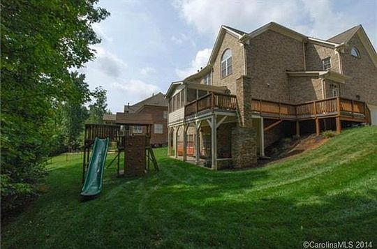 2nd image of 3122 Delamere Dr