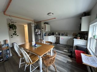 36 Roxbury St #3, Worcester, MA 01609