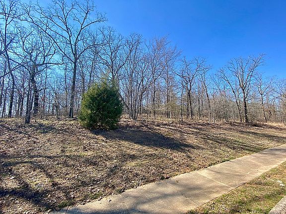 5th image of Chimney Rock Dr