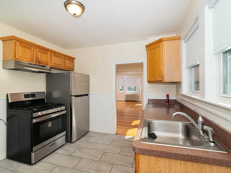 120 Clay St #1 — Photo 9