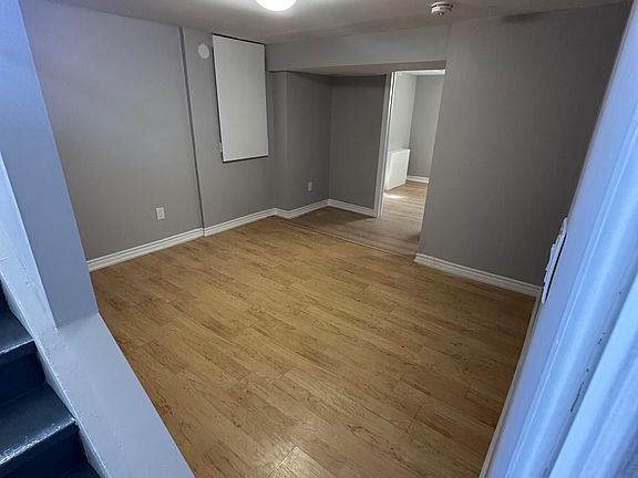 4th image of 4 Harper Rd #Basement