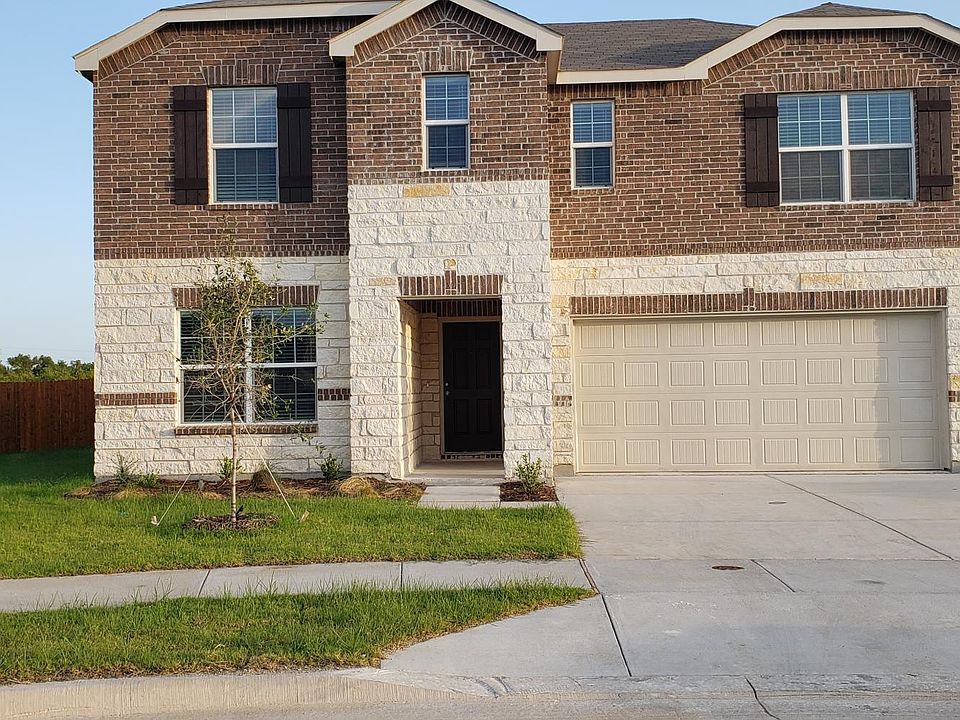 1st image of 905 Dressage Dr