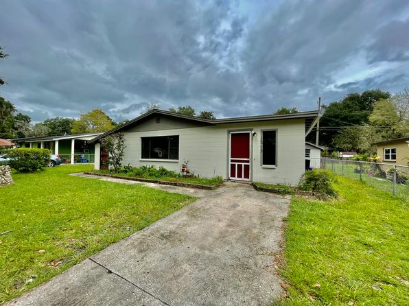 1215 SE 17th Ter