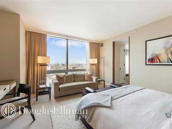 246 Spring Street image 1 of 10