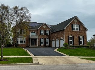 3555 Tournament Dr, Elgin, IL 60124