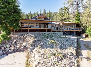 17057 E Humbolt Ave, Bayview, ID 83803