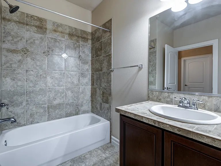 Sierra Sun Condos — Photo 5